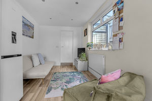 Photo 14- click for photo gallery